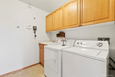 341 W Pole Rd, Lynden, WA 98264 - photo 5