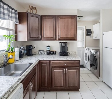 48 Fuller St unit 48, Clinton, MA 01510 - photo 5