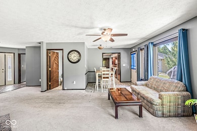 5468 Char Dr, Indianapolis, IN 46221 - photo 7