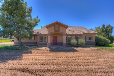 Curb Appeal waiting for you touch!