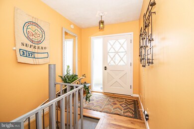 312 Beach Dr, Annapolis, MD 21403 - photo 4