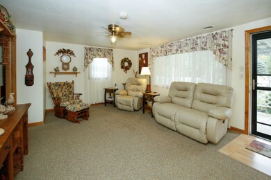 1046 Elmwood-104