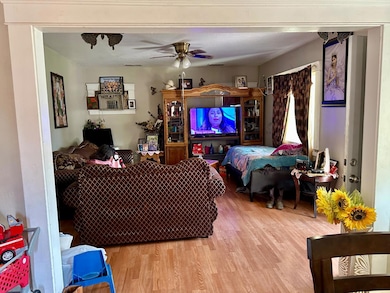 4585 E Balch Ave, Fresno, CA 93702 - photo 2