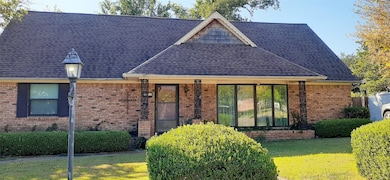 622 Wildgrove Dr, Garland, TX 75041 - photo 2