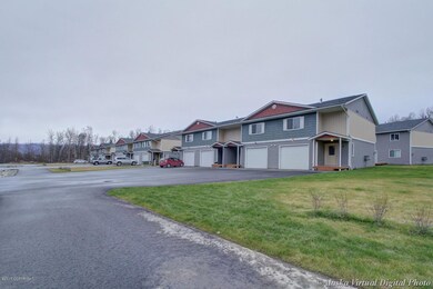 BVW Lg 3 Bd - Outside 4