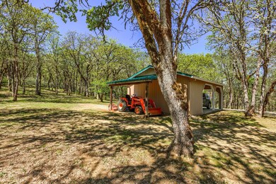 7849 Old Stage Rd, Central Point, OR 97502 - photo 6