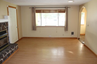 546 NW 12th St, Bend, OR 97701 - photo 3