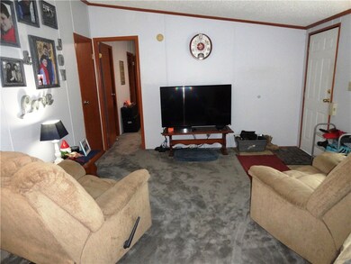 2303 Border Dr, Erie, PA 16506 - photo 4