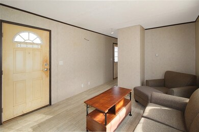 643 Forest Park, Middletown, RI 02842 - photo 7