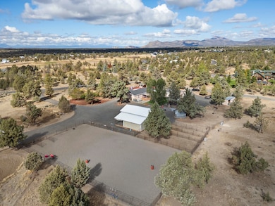 165 SW Bent Loop, Powell Butte, OR 97753 - photo 4