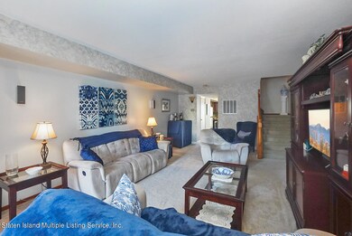 124 Blythe Place, Staten Island, NY 10306 - photo 4