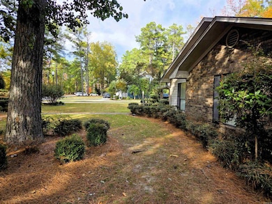 12 Elmwood Cir, Pine Bluff, AR 71603 - photo 5