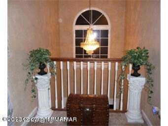 1223 Quiet Hills Ln, Effort, PA 18330 - photo 7