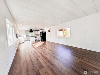 24892 Minkler Rd unit 21, Sedro Woolley, WA 98284 - photo 3