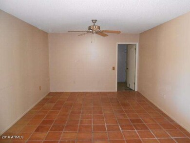 021-861298 Family Room