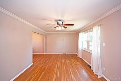 1596 Pinebluff Ln, Cincinnati, OH 45255 - photo 6