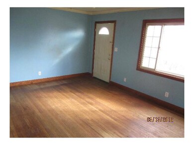 3375 Walmar Dr, Columbus, OH 43224 - photo 2