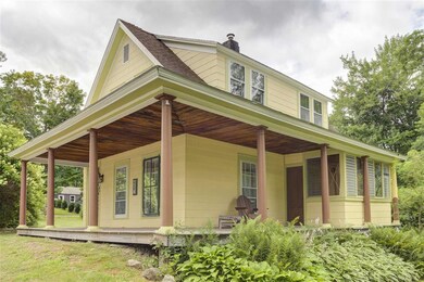 48 Cottage St, Bethlehem, NH 03574 - photo 2