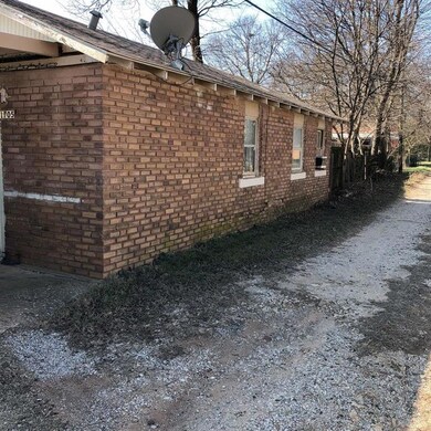 1705 W Walker St, Denison, TX 75020 - photo 3