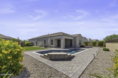 3-web-or-mls-250502-2354-E-Lieber-Pl-IMG