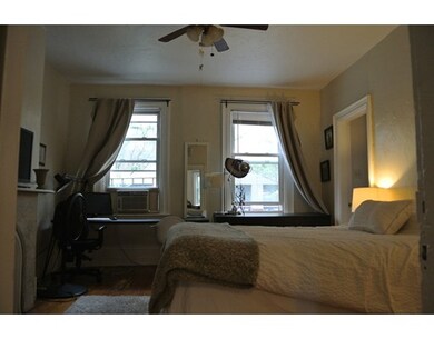 83 E Brookline St unit 2, Boston, MA 02118 - photo 4