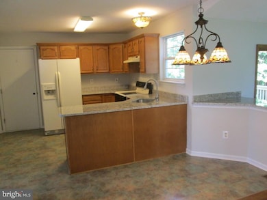 439 Azure Ln, Glassboro, NJ 08028 - photo 6