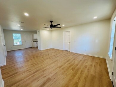 110 Braswell Way, Fitzgerald, GA 31750 - photo 4