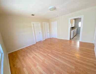 1412 Okeechobee Rd unit 4, West Palm Beach, FL 33401 - photo 2