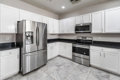 6722 W Darrel Rd-5
