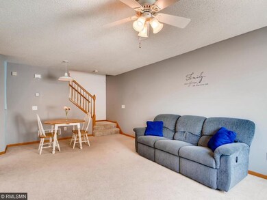 Spacious Livingroom