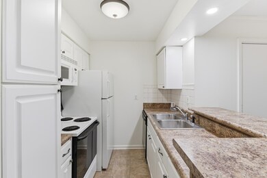 6734 Quail Hollow Ct unit 1, Memphis, TN 38120 - photo 4