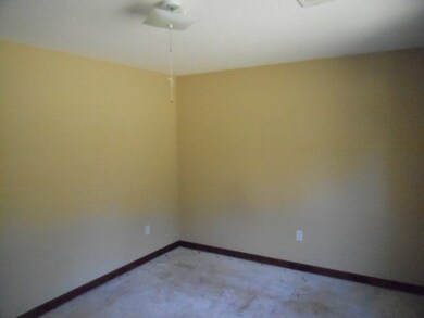 2850 Pearson Cir, Macon, GA 31216 - photo 3