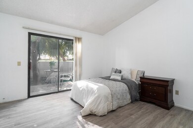 40800 Breezy Pass Rd unit A, Palm Desert, CA 92211 - photo 4