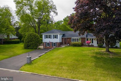 241 Forrest Dr, Chalfont, PA 18914 - photo 5