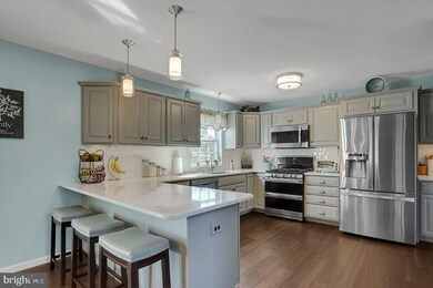 2531 Joshua Dr, Reading, PA 19608 - photo 7