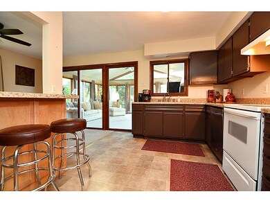 2391 Darrell Dr, Fitchburg, WI 53711 - photo 3