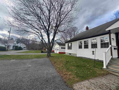 10 Meadow St, Ludlow, VT 05149 - photo 4