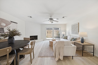 2515 Bering Dr unit 11, Houston, TX 77057 - photo 7