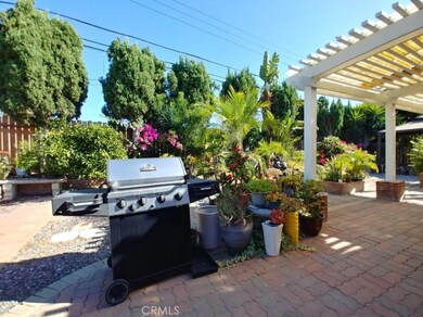 8382 Fox Hills Ave, Buena Park, CA 90621 - photo 6