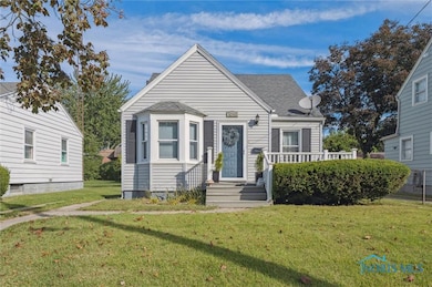 1046 Olson St, Toledo, OH 43612 - photo 2