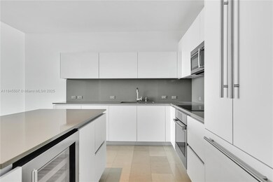 Reach Brickell City Centre unit 4110, Miami, FL 33131 - photo 5