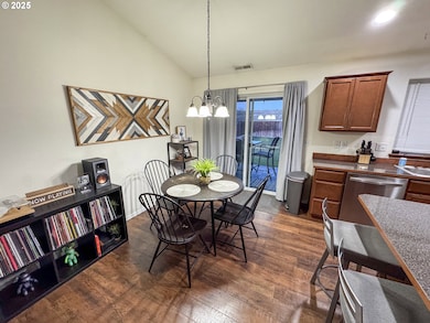 277 Grouse Ct, Hermiston, OR 97838 - photo 6