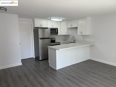 4057 Brant St unit 8, San Diego, CA 92103 - photo 3