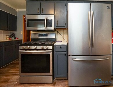 631 Winfield Ave, Findlay, OH 45840 - photo 7