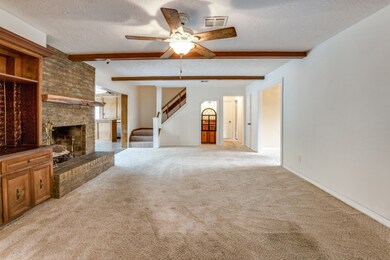 2101 Butler Dr, Friendswood, TX 77546 - photo 7