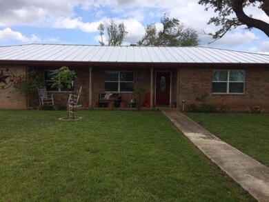 327 Otto Eckhardt Rd, Fredericksburg, TX 78624 - photo 2