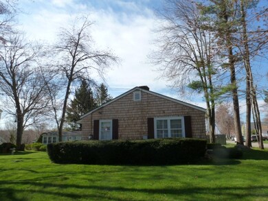 37 Seaview Ave, Hampton, NH 03842 - photo 4