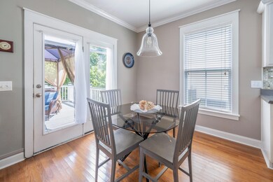 Breakfast Nook