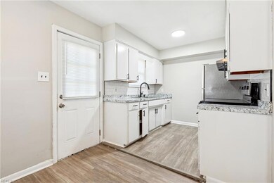 9466 Phillip Ave, Norfolk, VA 23503 - photo 5
