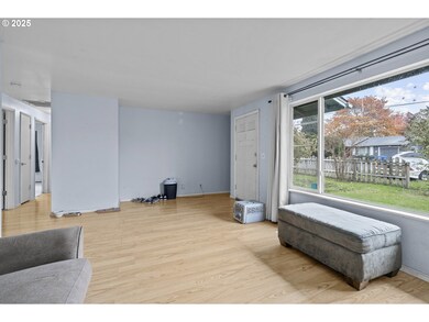 3735 Wilton Ave NE, Salem, OR 97305 - photo 7